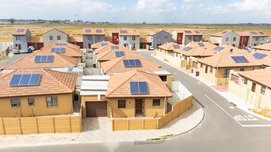 2 Bedroom Property for Sale in Camelot Western Cape